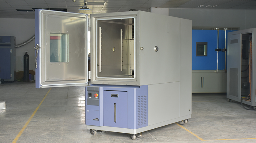 如何評估高低溫交變濕熱箱的性能準確性？